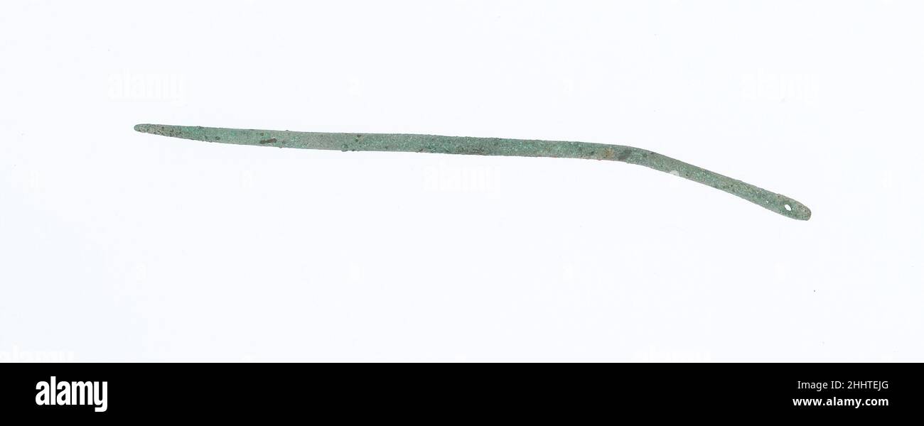 Outil de fabrication textile ca.1295–1070 C.-B. Nouveau Royaume, Ramesside.Outil de fabrication textile. Env.1295–1070 C.-B.Bronze.Nouveau Royaume, Ramesside.De l'Égypte, région Memphite, Lisht Nord, colonie de la fin du Nouveau Royaume, fouilles de la MMA, 1920–22.Dynastie 19–20 Banque D'Images