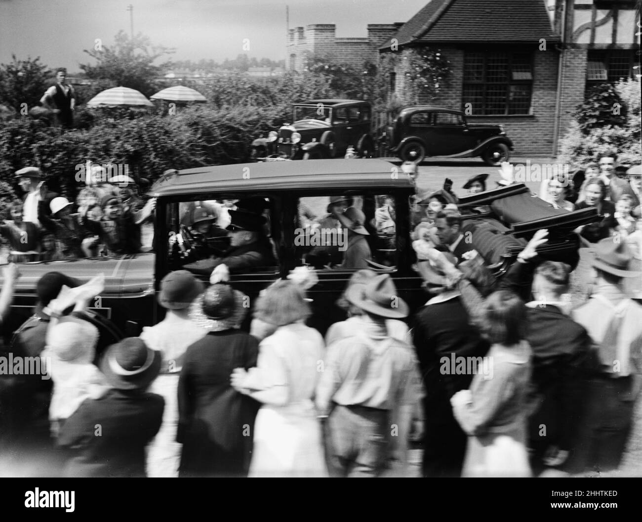 Visite du roi George VI et de la famille royale à Uxbridge 1936 Banque D'Images