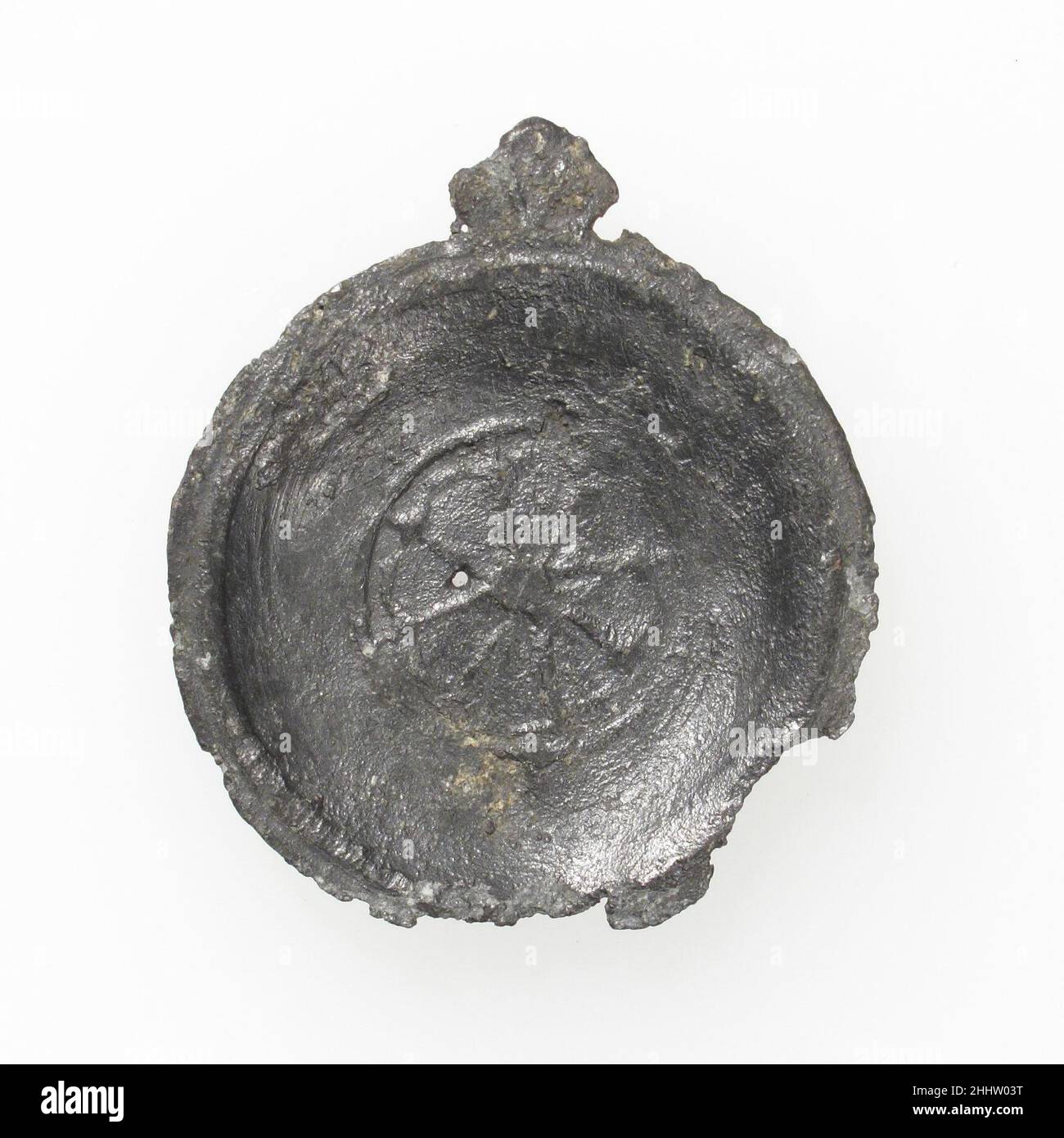 Badge de Pilgrim 14th–16th siècle français.Badge de Pilgrim.Français.14th–16th siècle.Plomb.Travail des métaux - plomb Banque D'Images