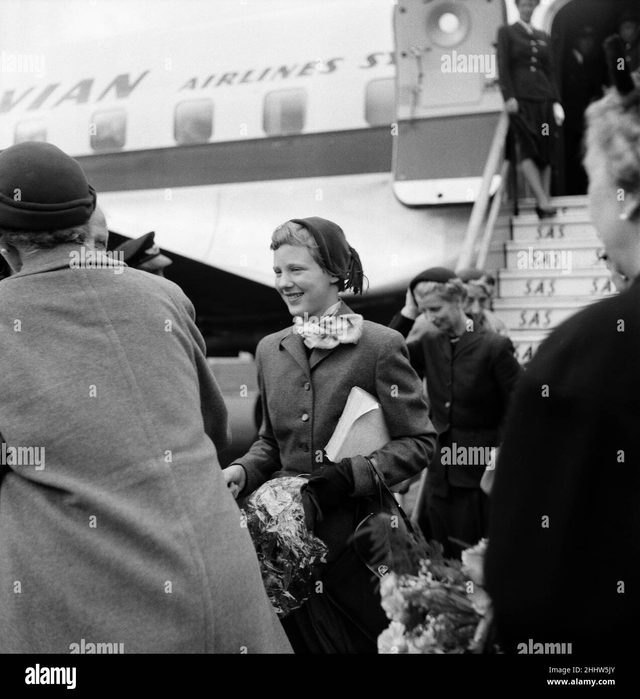 La princesse Margrethe, avec sa mère la reine Ingrid du Danemark (retour à la caméra).18th octobre 1954. Banque D'Images
