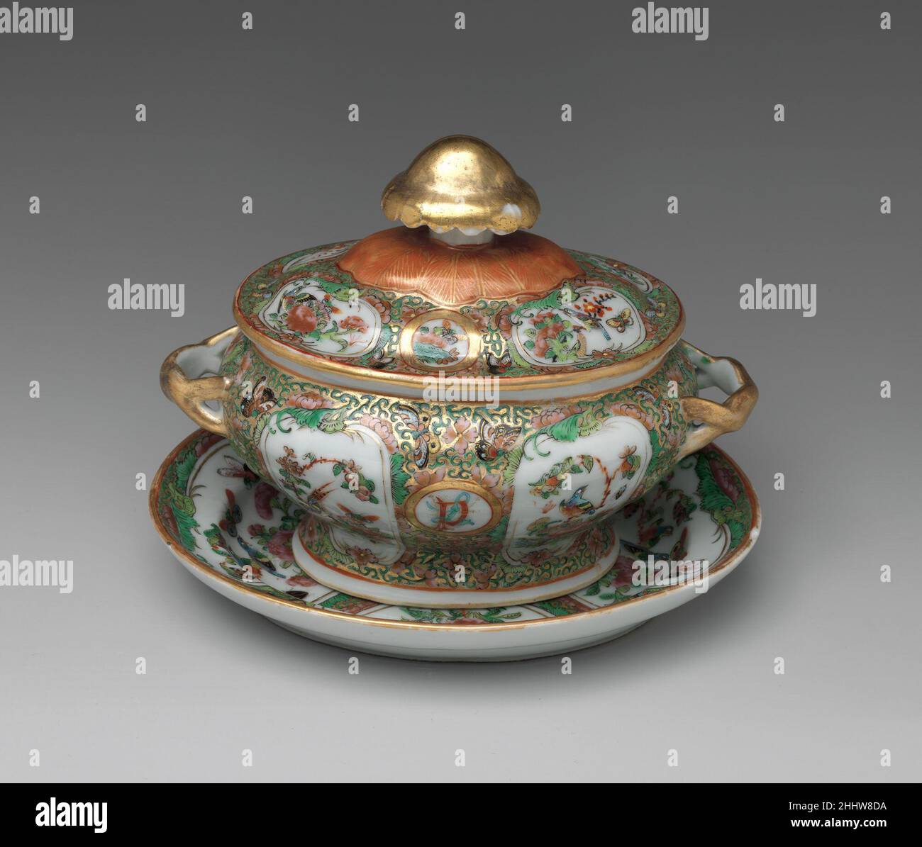 Sauceboat couvert ca.1860–66 Chinois, pour le marché américain.Sauceboat couvert 2457 Banque D'Images
