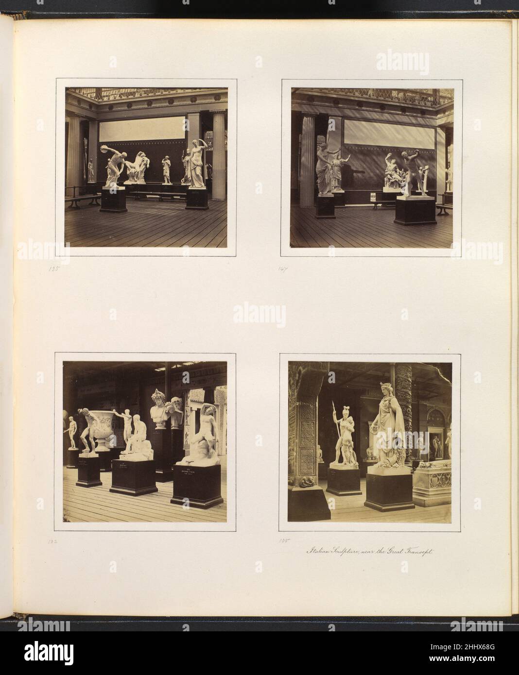 [Cour grecque avec Sculpture de Discobolus; Cour romaine avec Sculpture de Gladiator, Mercury et Fauns; Sculpture italienne près du Grand transept] ca.1859 attribué à Philip Henry Delamotte British.[Cour grecque avec Sculpture de Discobolus; Cour romaine avec Sculpture de Gladiateur, Mercure et Fauns; Sculpture italienne près du Grand transept] 285799 Banque D'Images
