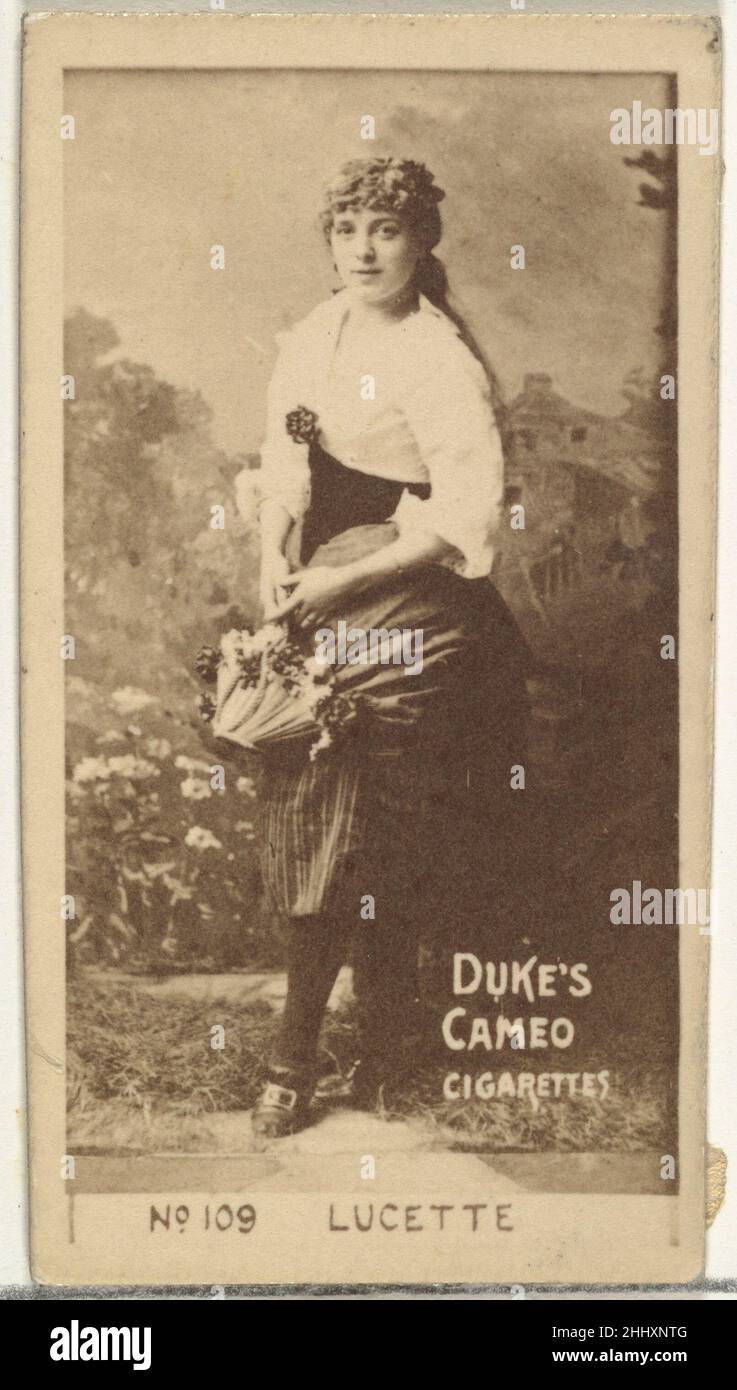 Carte numéro 109, Lucette, de la série acteurs et actrices (N145-4) émise par Duke Sons & Co. Pour promouvoir les cigarettes Cameo 1880s émises par W. Duke, Sons & Co. Cartes professionnelles de l'ensemble « acteurs et actrices » (N145-4),Publié en 1880s par W. Duke Sons & Co. Pour promouvoir les cigarettes Cameo.Il existe huit sous-ensembles de la série N145.Divers sous-ensembles arborent différents modèles de cartes et font également la promotion de différentes marques de tabac représentées par W. Duke Sons & Company.Cette carte provient du quatrième sous-ensemble, N145-4.Notez que les noms des acteurs sont orthographiés différemment sur les cartes dans l'ensemble et ne sont pas fiables Banque D'Images