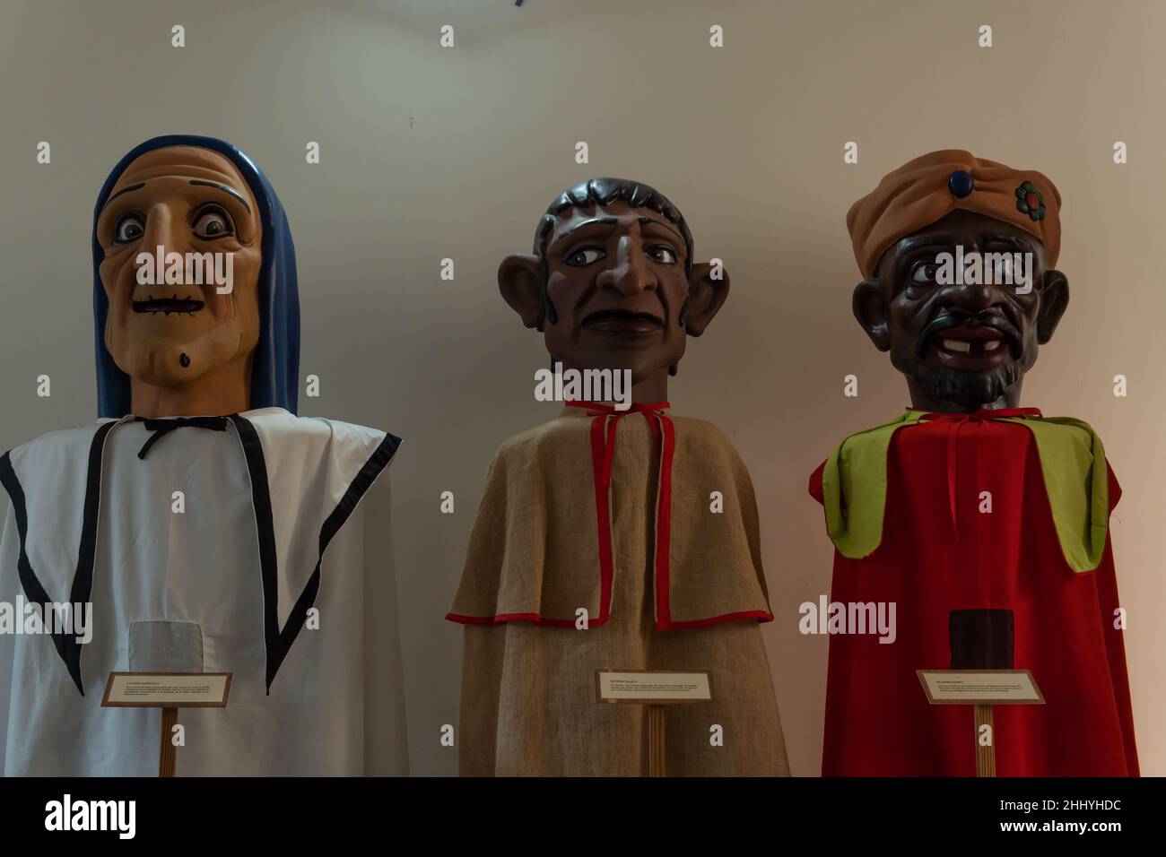 Llucmajor, Espagne; janvier 21 2022: Sculpture de grands géants, typique des festivités populaires de la ville majorquine de Llucmajor, située à l'insid Banque D'Images