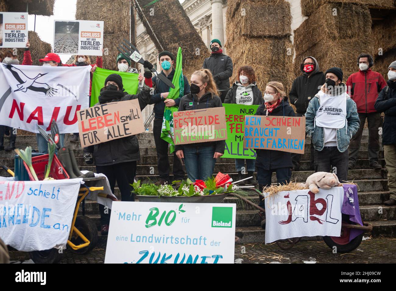 22.01.2022, Berlin, Allemagne, Europe - manifestation sous la devise 'Agrarwende Jetzt!'(Réforme agricole maintenant) par l'alliance 'Wir haben es satt'. Banque D'Images