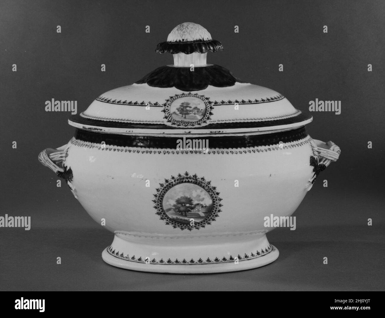 Reen 1790–1800 Chinois, pour le marché américain.De l'image.Chinois, pour le marché américain.1790–1800.Porcelaine.Fabriqué en Chine Banque D'Images