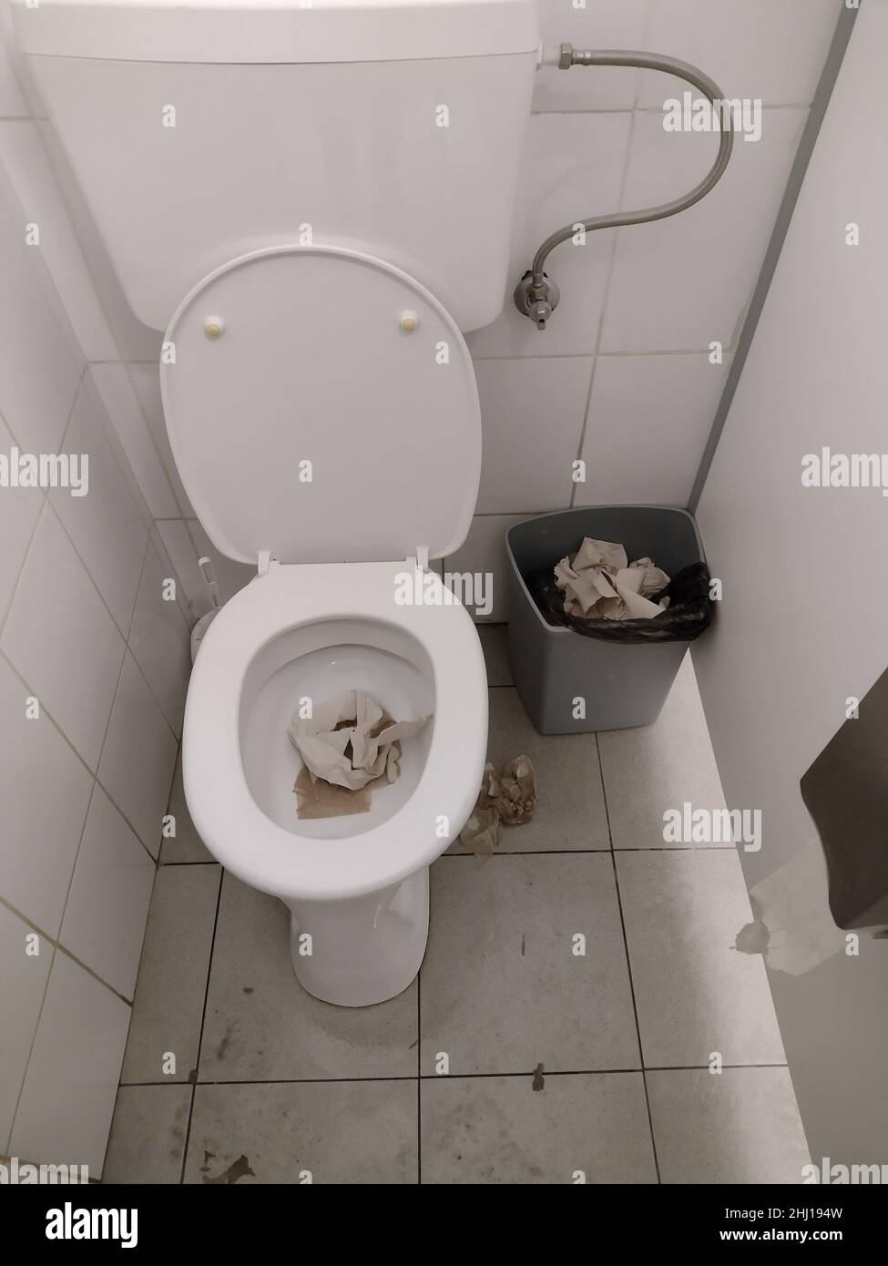 Cabine de toilette dans l'hypermarché de shopping familial Metro Cash Carry, Moldavie Banque D'Images