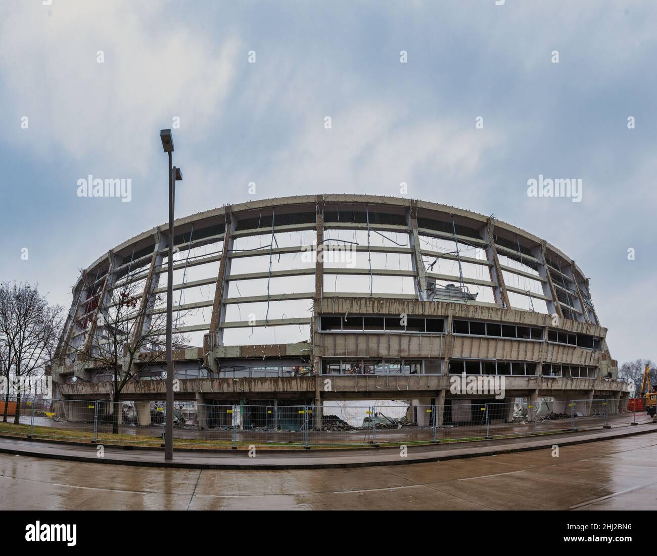Le Ferry-Dusika Hallenstadion était une salle de sport multifonctionnelle dans le quartier de Vienne, en 2nd, à Leopoldstadt.Avec jusqu'à 5 500 places, c'était l'un des th Banque D'Images