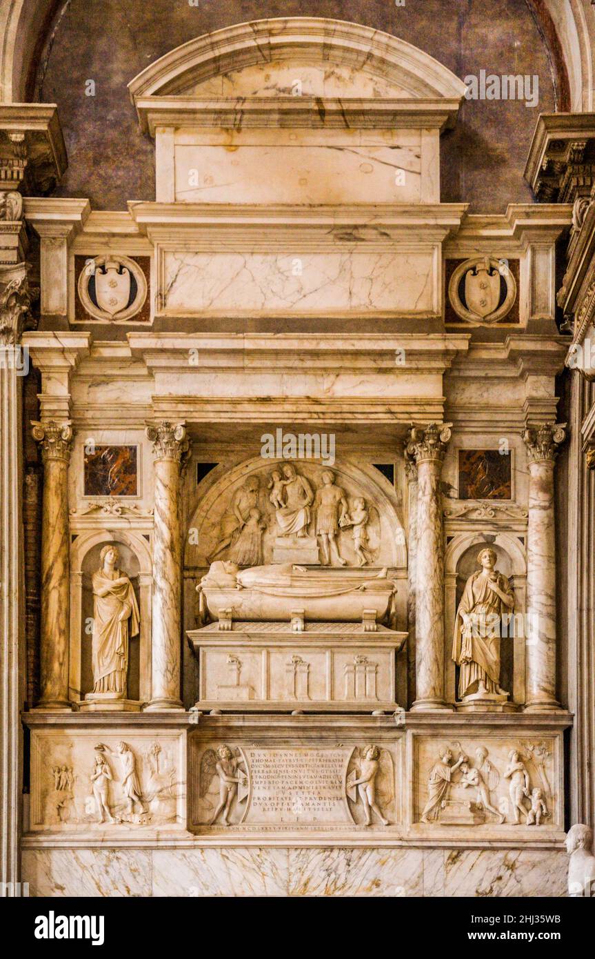 Monument funéraire de Doge Alvise Mocenigo par Lorenzo Bregno, Santi Giovanni e Paolo, église funéraire préférée des Doges ainsi que de nombreux nobles Banque D'Images