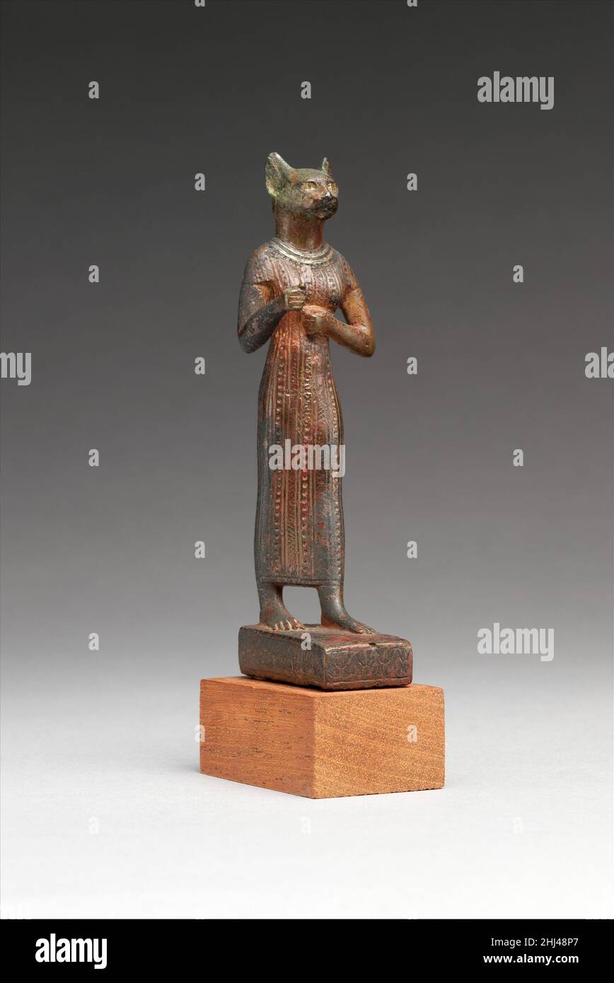 Bastet 664–30 C.-B. période tardive–période de Ptolemaic Bastet, ici montré  comme une déesse à tête de chat, était une figure protectrice puissante qui  était également connue pour sa fertilité.Elle pourrait être représentée