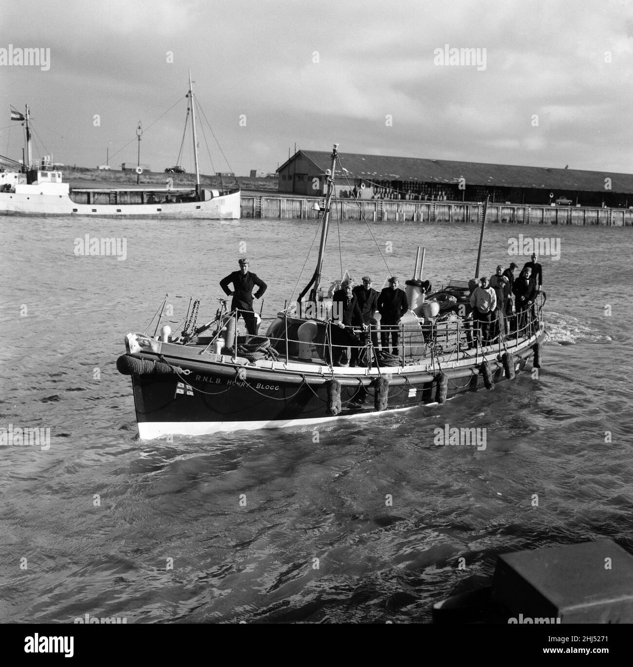 Équipe de Great Yarmouth et de Gorleston Lifeboat.6th novembre 1959. Banque D'Images