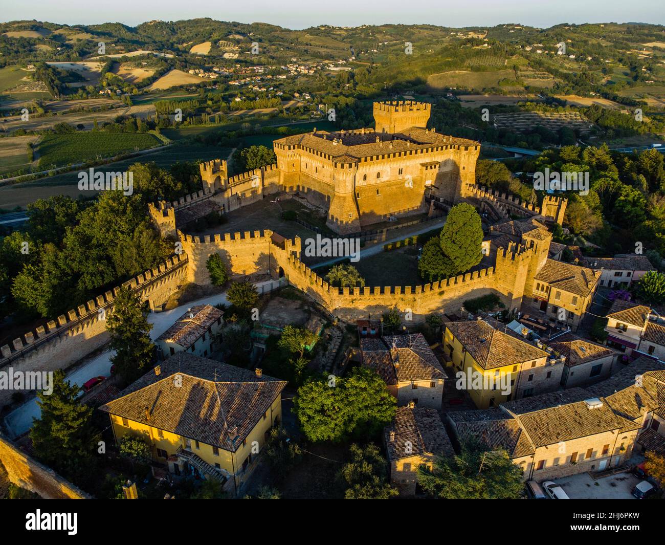 Gradara : un château entre histoire et conte de fées Banque D'Images