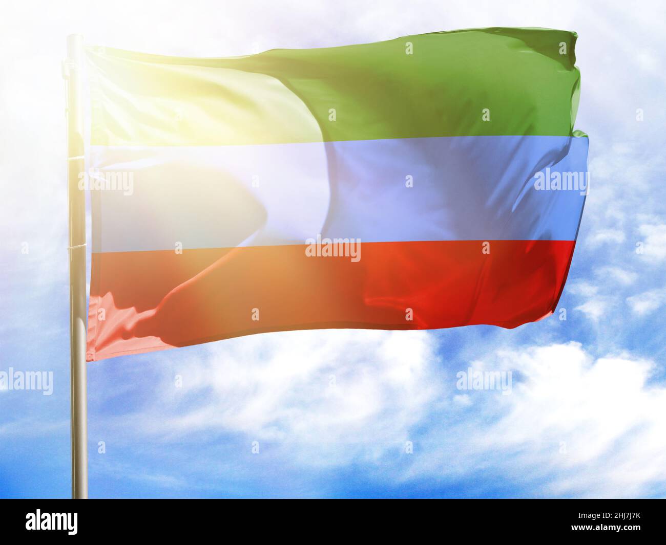 Mât avec drapeau du Dagestan. Banque D'Images