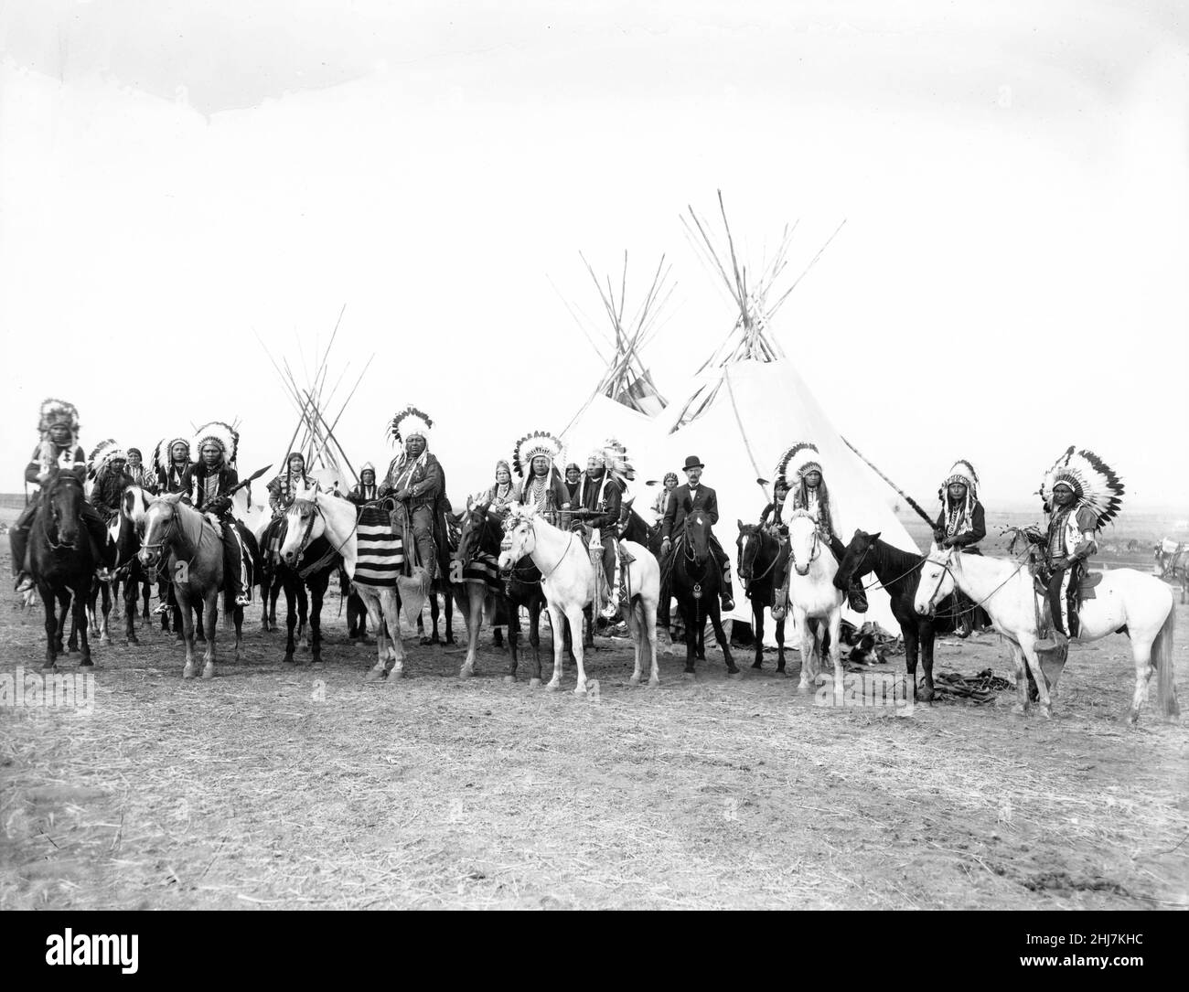 Plateau de Columbia Amérindiens sur les chevaux 1908. Photo de Benjamin Gifford. Banque D'Images