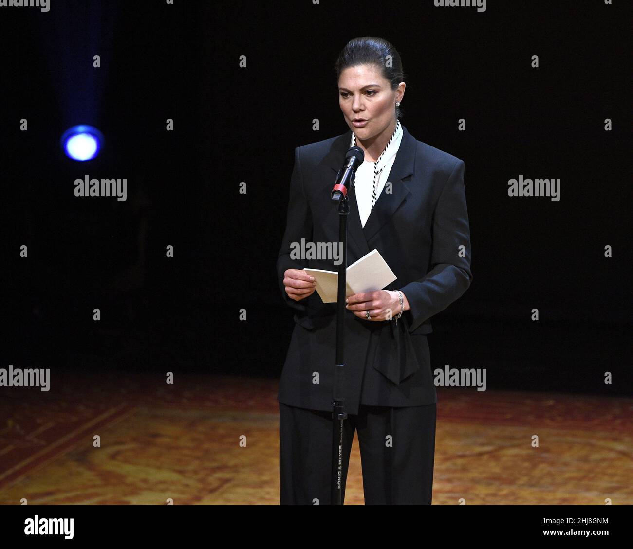 La princesse Victoria assiste à la remise de bourses de la Fondation Micael Bindefeld à la mémoire de l'Holocauste, Théâtre dramatique royal, Stockholm Foto Claudio Bresciani / TT kod 10090 Banque D'Images