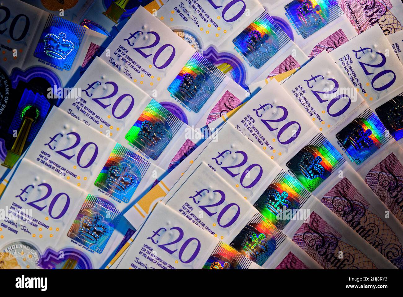 Vingt livres sterling des notes montrant des caractéristiques d'impression hologramme de sécurité. Banque D'Images