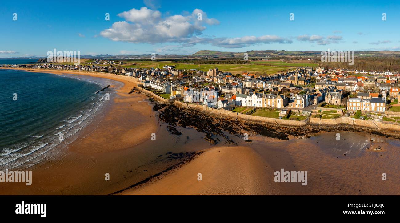 Vue aérienne depuis les villages d'Elie et d'Earlsferry de Firth of Forth Coast, Fife, Écosse, Royaume-Uni Banque D'Images