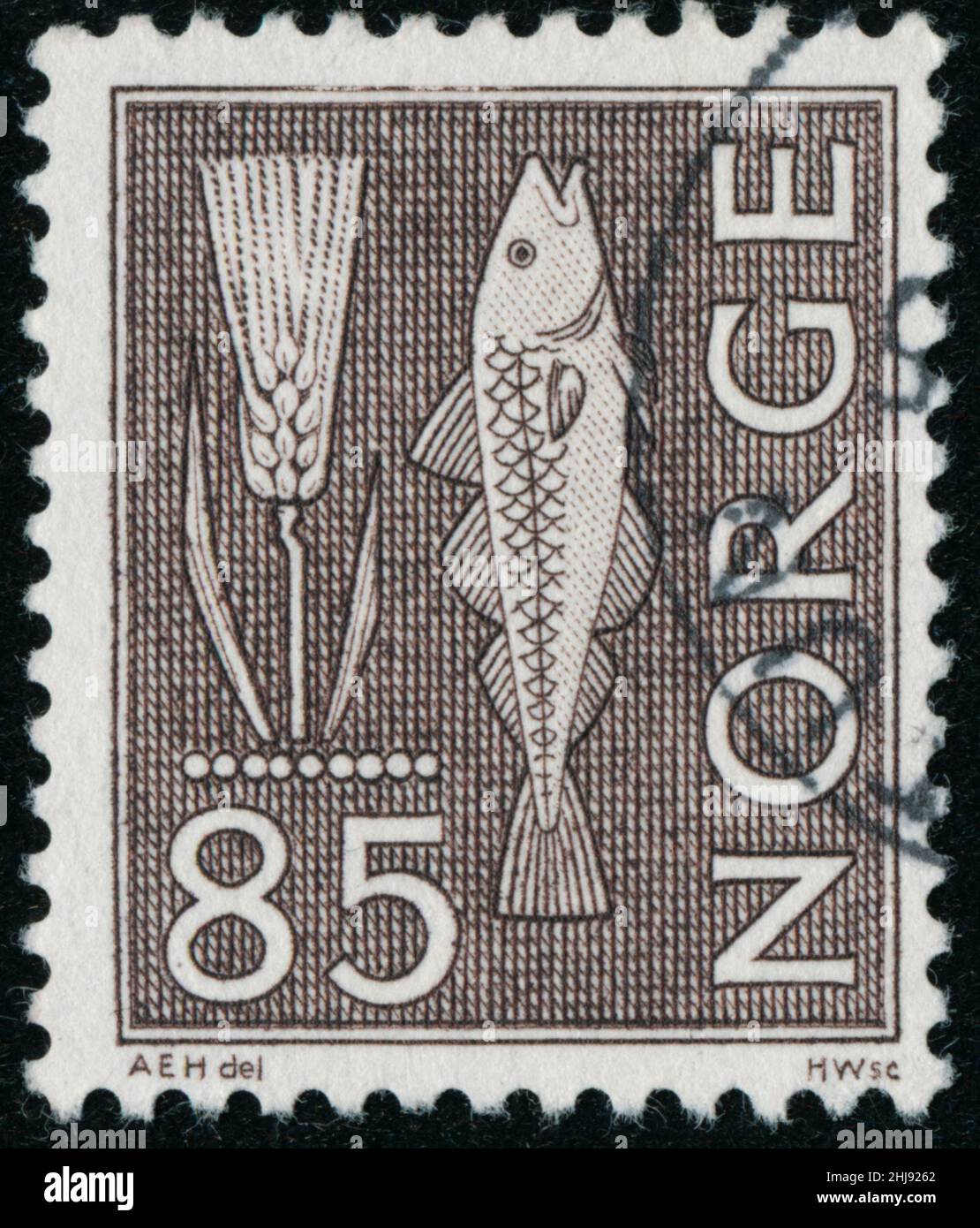 POLTAVA, UKRAINE - 27 janvier 2022.Timbre d'époque imprimé en Norvège vers 1963 épis et poissons Banque D'Images