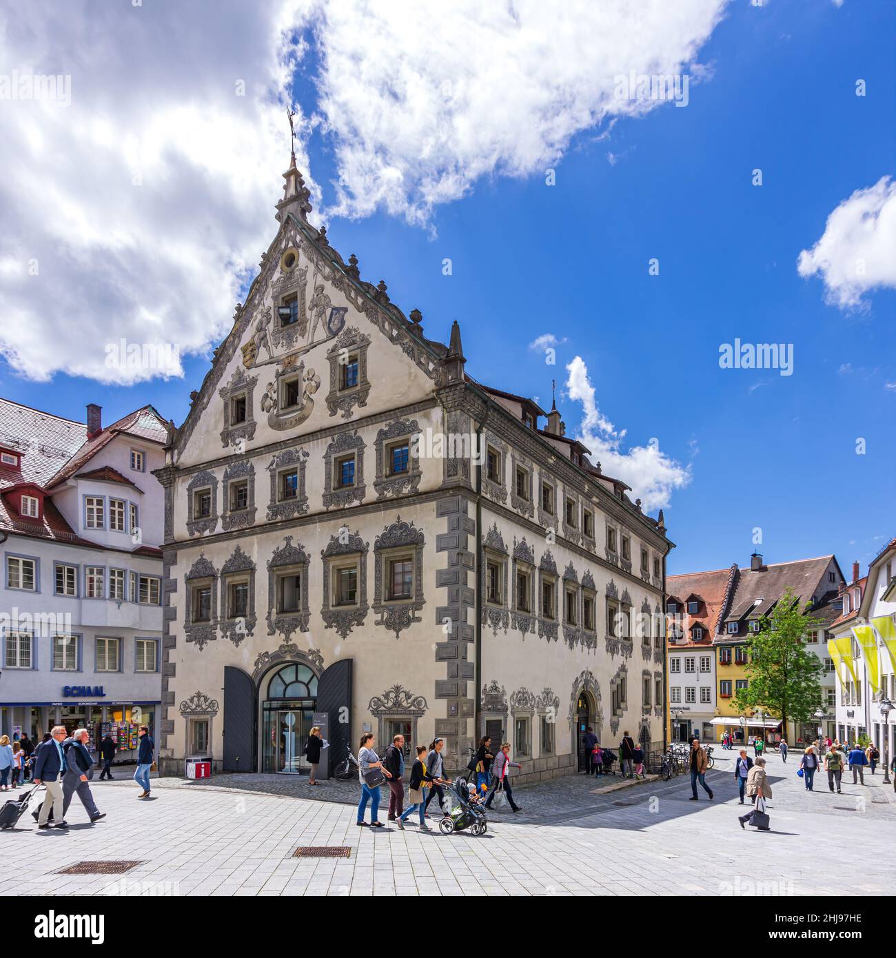 Ravensburg, Bade-Wurtemberg, Allemagne: Ce que l'on appelle Lederhaus, construit vers 1400 comme une salle de marché pour les cordonniers, les selles et les tanneurs. Banque D'Images