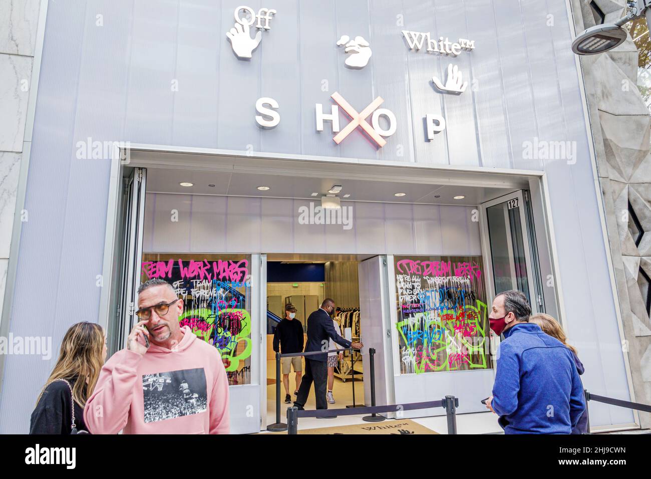 Flagship Store Miami Retail Off White Off White Store Usa New Arrivals