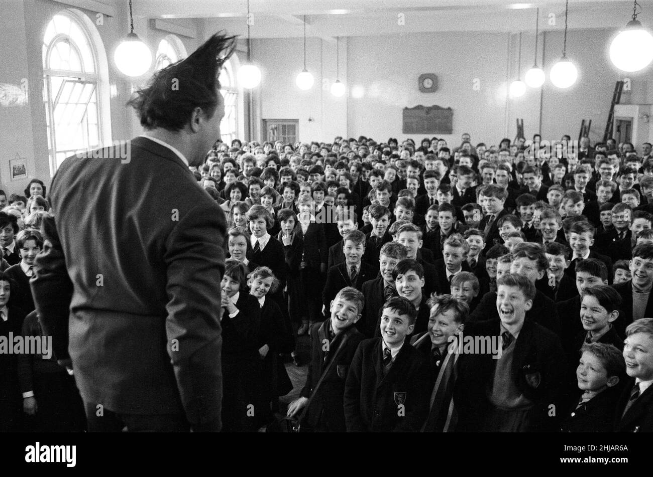 Le comédien Ken Dodd donne des conférences à Birmingham.23rd mars 1962. Banque D'Images