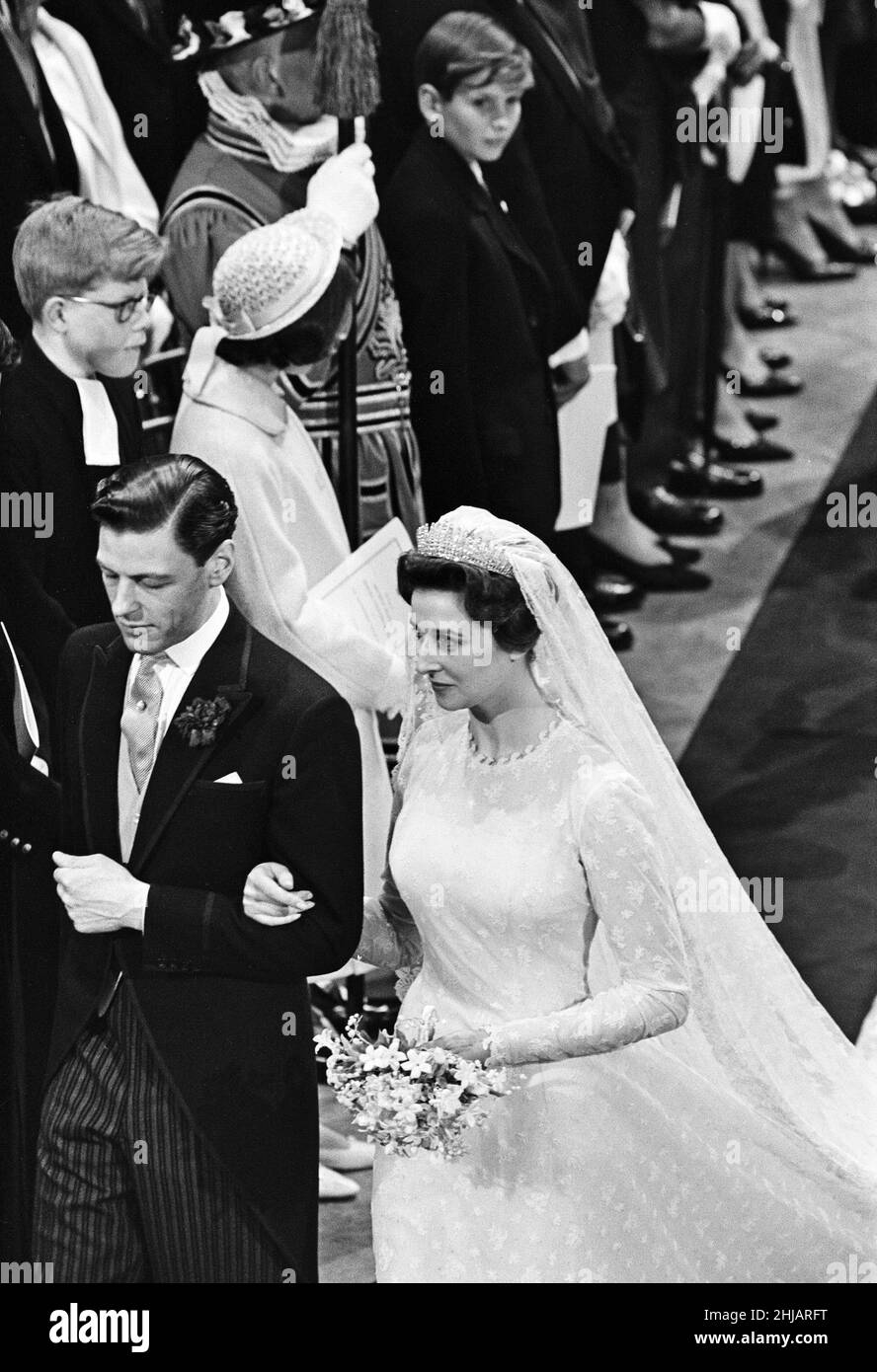 Le mariage de la princesse Alexandra de Kent et d'Angus Ogilvy à l'abbaye de Westminster.24th avril 1963. Banque D'Images