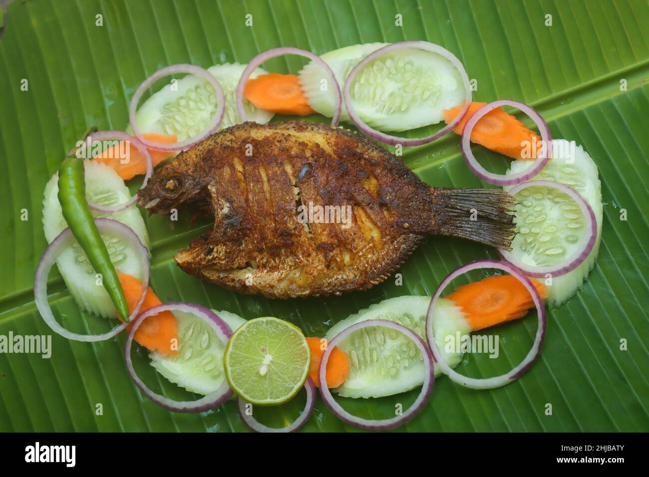 Karimeen friture kerala poisson frite Banque D'Images