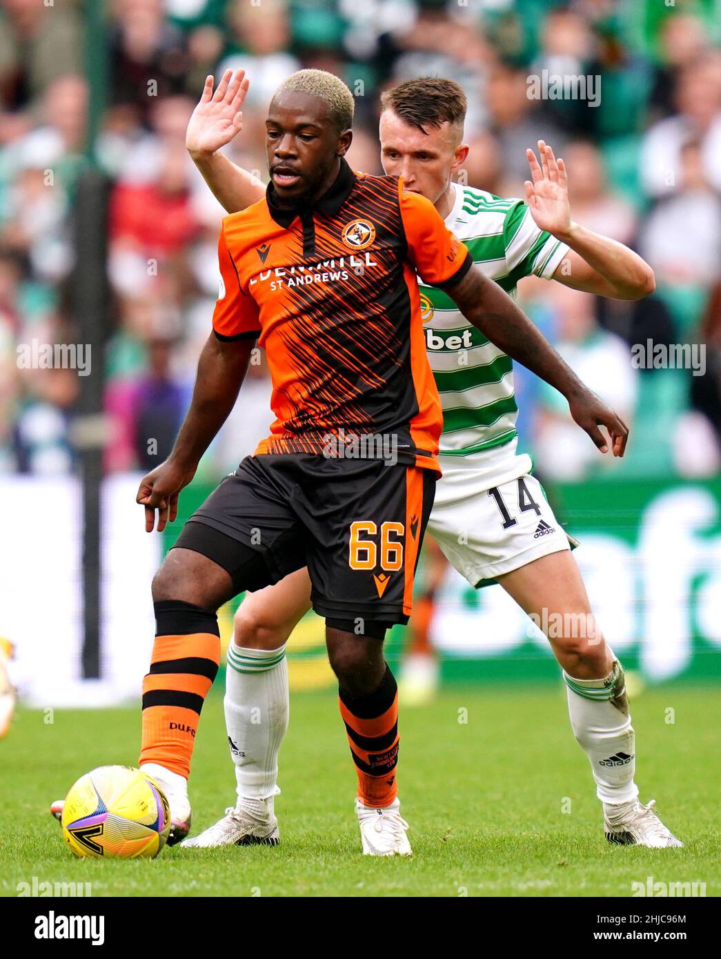 Photo du dossier datée du 26-09-2021 de Jeando Fuchs, qui s'est joint à Peterborough après que Dundee United ait accepté des frais non divulgués pour le milieu de terrain du Cameroun.Date de publication : vendredi 28 janvier 2022. Banque D'Images