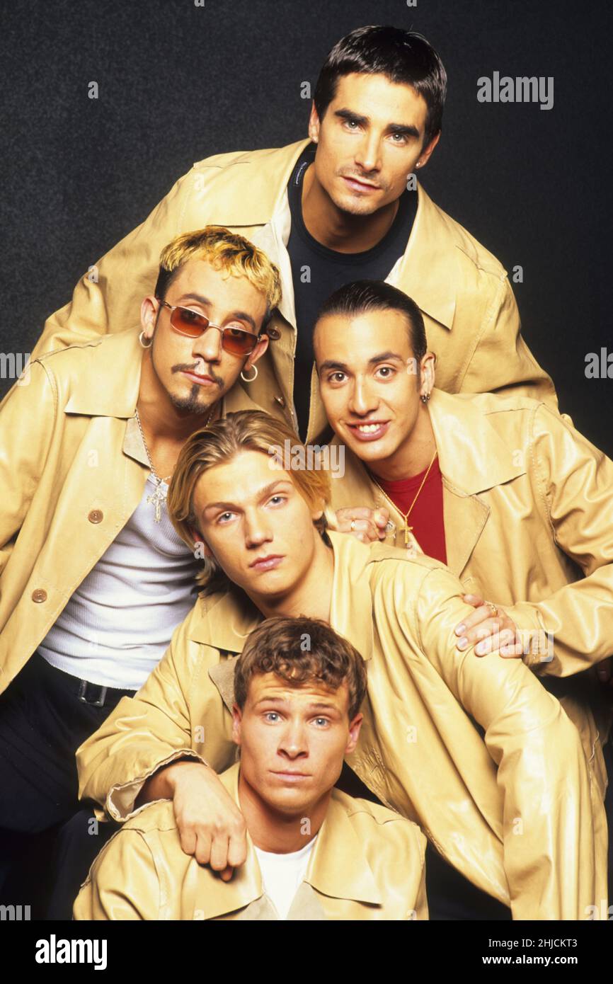 Les Backstreet Boys (de haut en bas : Kevin Richardson, AJ McLean, Howie Dorough, Nick carter et Brian Littrell) sont un groupe de pop vocal masculin nommé par Grammy qui a connu un énorme succès à la mi-fin 1990s et 2000s. Banque D'Images