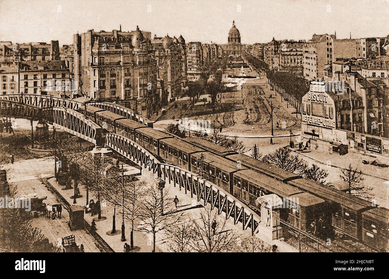 Le métro de Paris, le boulevard Pasteur, l'avenue de Breteuil et les Invalides en 1910. Banque D'Images