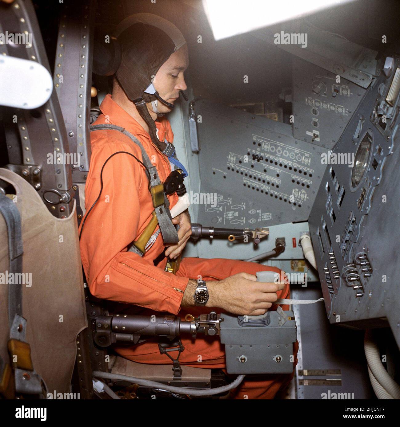 Mike Collins, astronaute d'Apollo 11, pendant l'entraînement à la centrifugeuse, avril 1969. Banque D'Images