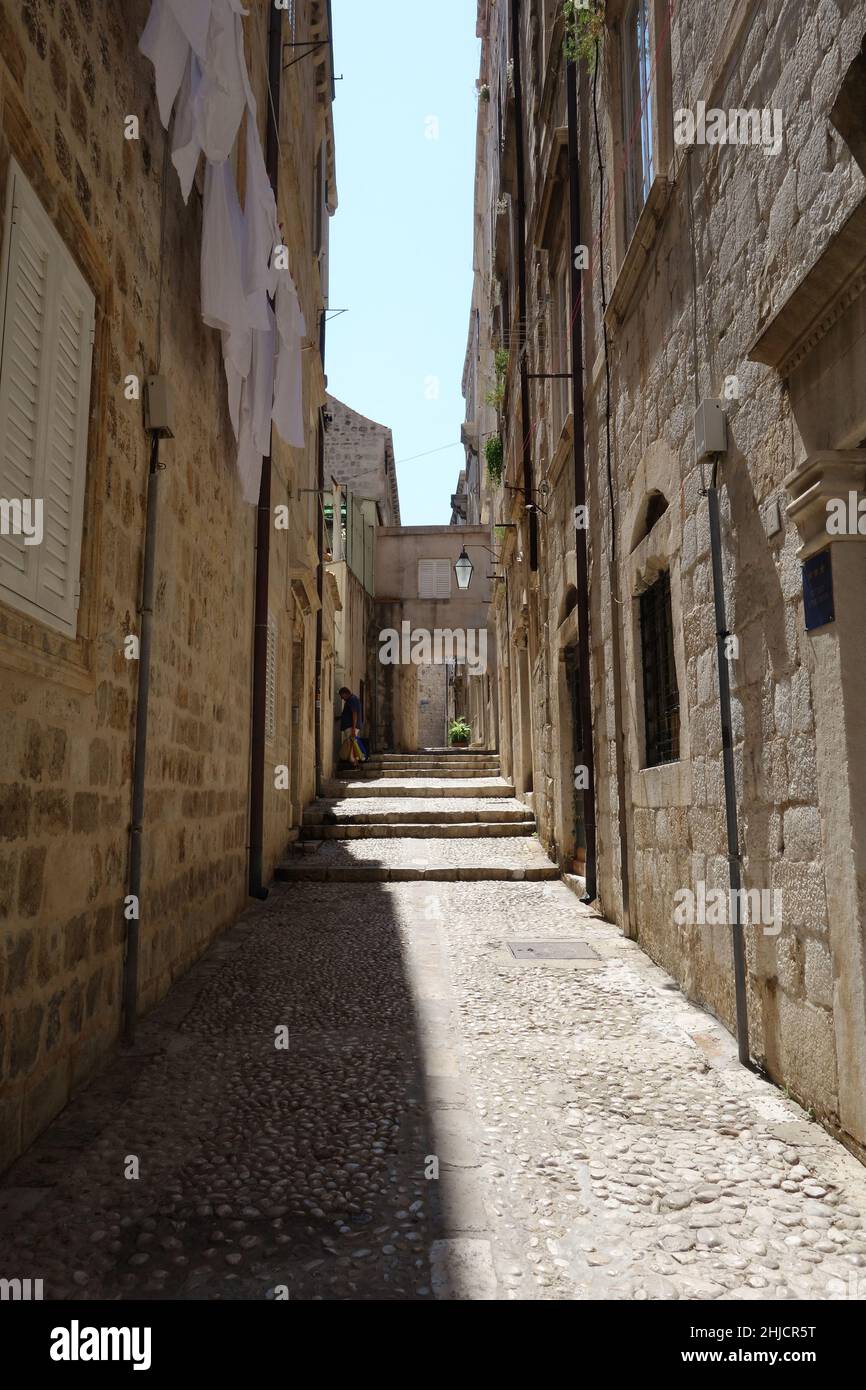Une allée dans la vieille ville de Dubrovnik. Banque D'Images