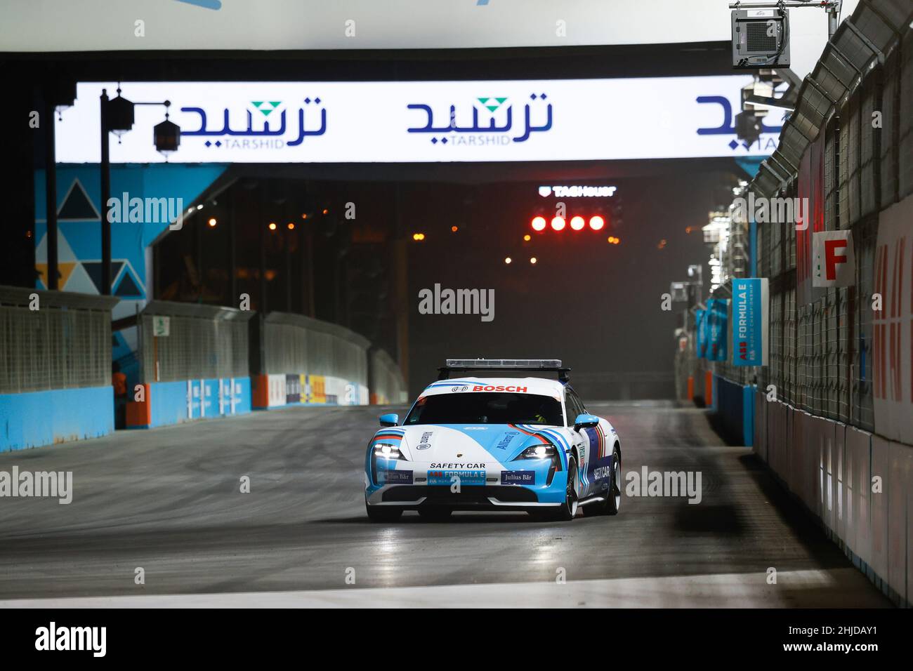 Riyad, Arabie Saoudite.28th janvier 2022. illustration de la voiture de sécurité lors du Prix de Diriyah 2022, 1st et 2nd du Championnat du monde de Formule E 2022, sur le circuit de Riyad Street du 28 au 30 janvier, à Riyad, Arabie Saoudite - photo Gregory Lenormand / DPPI Banque D'Images