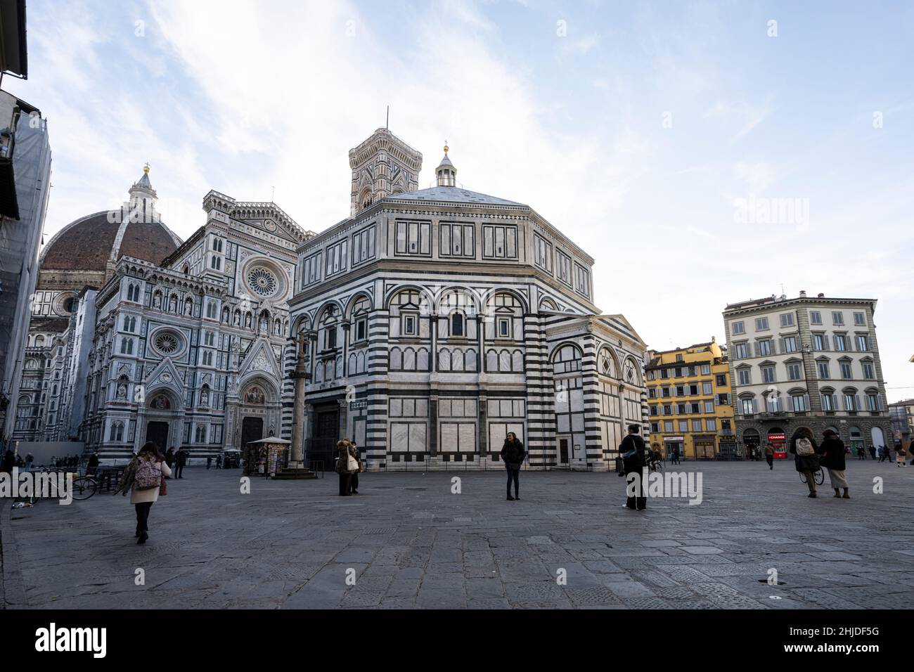 Florence, Italie.Janvier 2022. Vue panoramique sur le baptistère dans le centre ville Banque D'Images