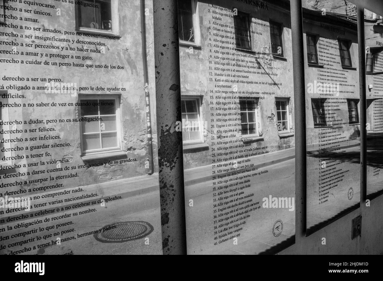 République d'Uzupis de Vilnius avec ses règles Banque D'Images