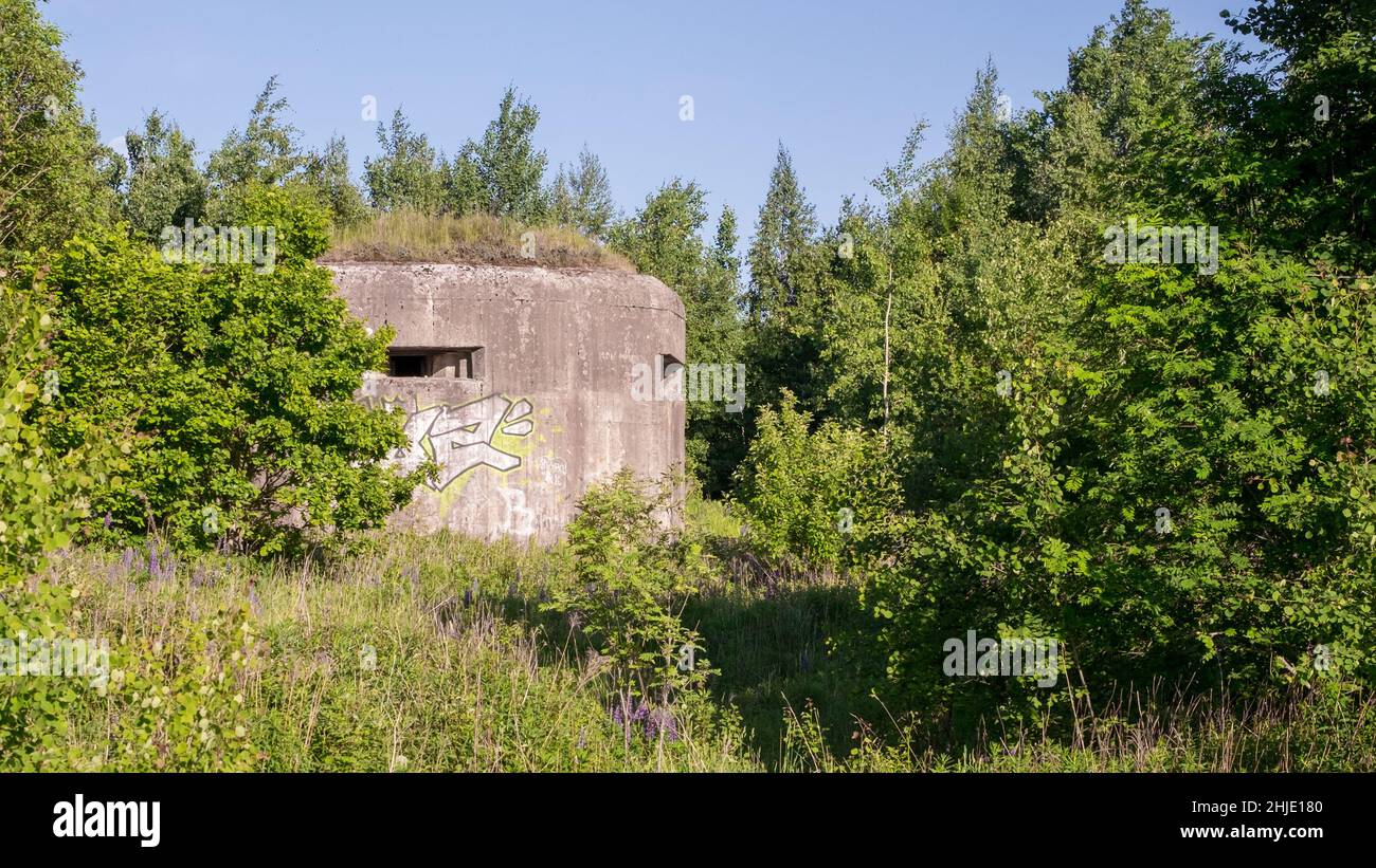 Un bunker sur la ligne Staline dans le district de Minsk (Biélorussie).La ligne des fortifications le long de la frontière occidentale de l'Union soviétique (URSS).Construire Banque D'Images