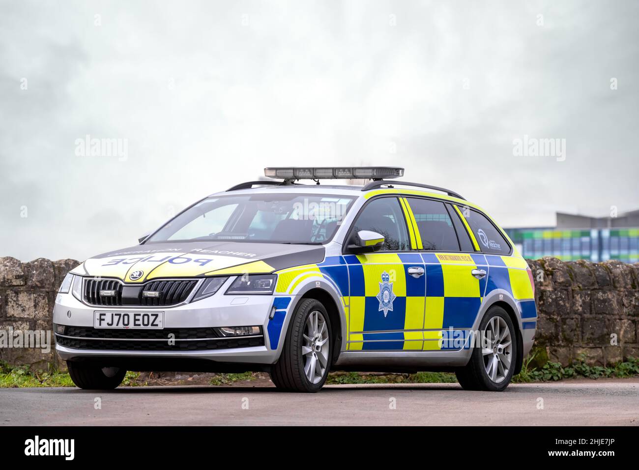 Mansfield, Notinghamshire 28.1.2022 - voiture d'intervention d'un officier armé de la police garée sur la scène d'un incident d'enquête criminelle. Banque D'Images