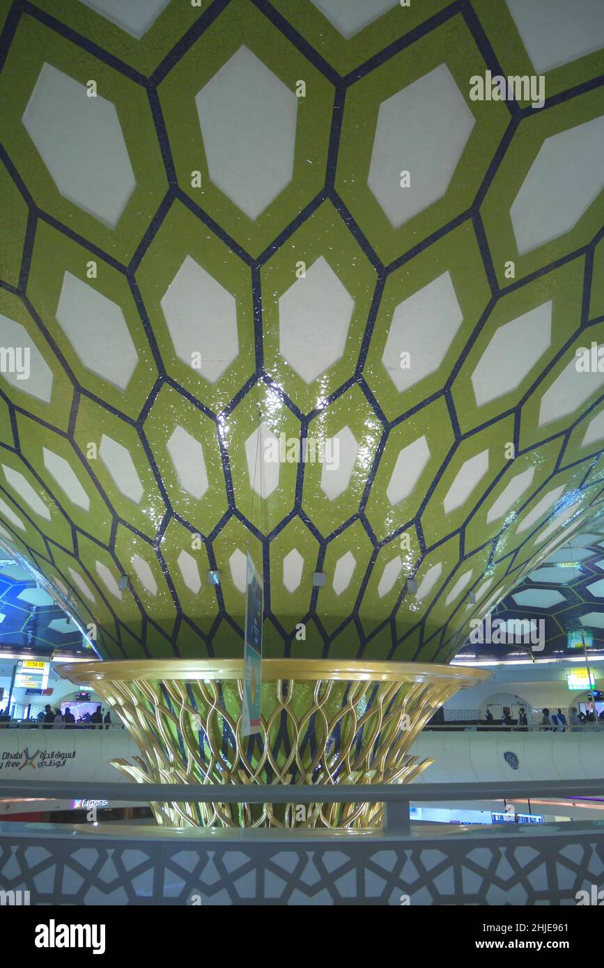Le Terminal 1 de l'Aéroport International d'Abu Dhabi, Abu Dhabi, Émirats Arabes Unis Banque D'Images