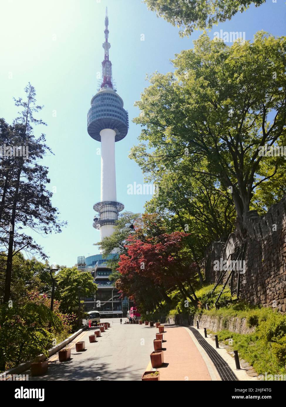 La tour Namsan de Séoul est un monument célèbre et une destination touristique.Séoul, Corée du Sud - 04 MAI 2018. Banque D'Images