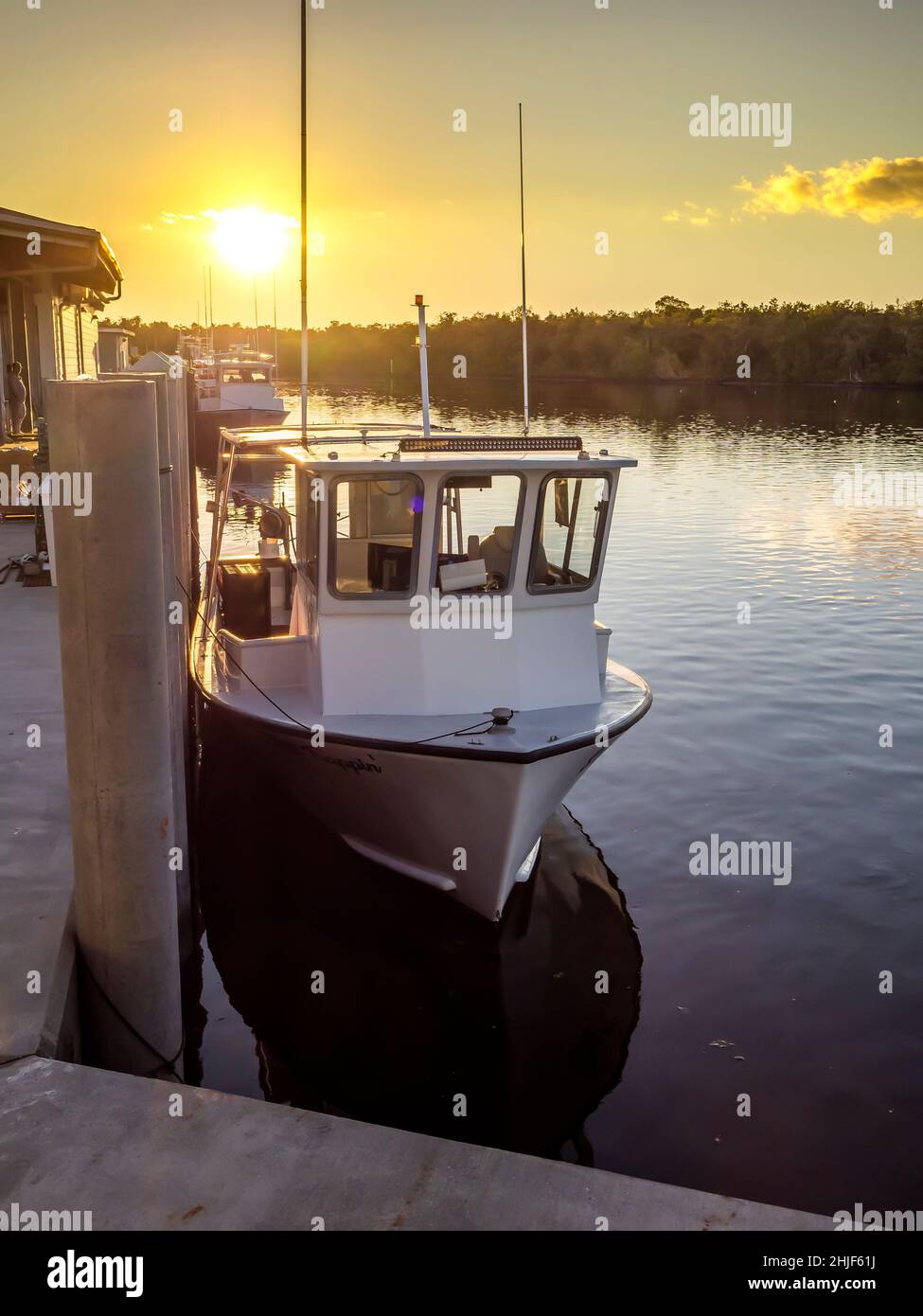 Bateaux de pêche dans la rivière Barron, dans la ville des Everglades, dans le sud-est de la Floride, aux États-Unis Banque D'Images