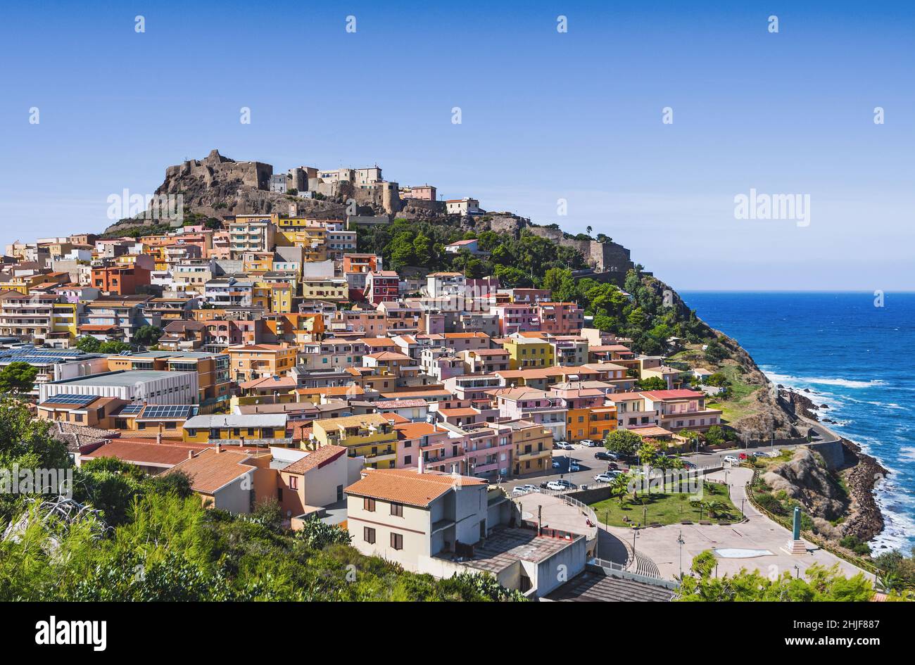 Belle vue sur la ville de Castelsardo, l'île de Sardaigne, Italie.Destination de voyage populaire Banque D'Images