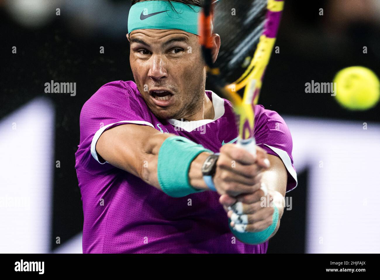 MELBOURNE, AUSTRALIE - JANVIER 28 : Rafael Nadal d'Espagne pendant son match semi-final masculin contre Matteo Berrettini d'Italie pendant l'Open d'Australie 2022 au Melbourne Park le 28 janvier 2022 à Melbourne, Australie (photo d'Andy Astfalck/Orange Pictures) Credit: Orange pics BV/Alay Live News Banque D'Images