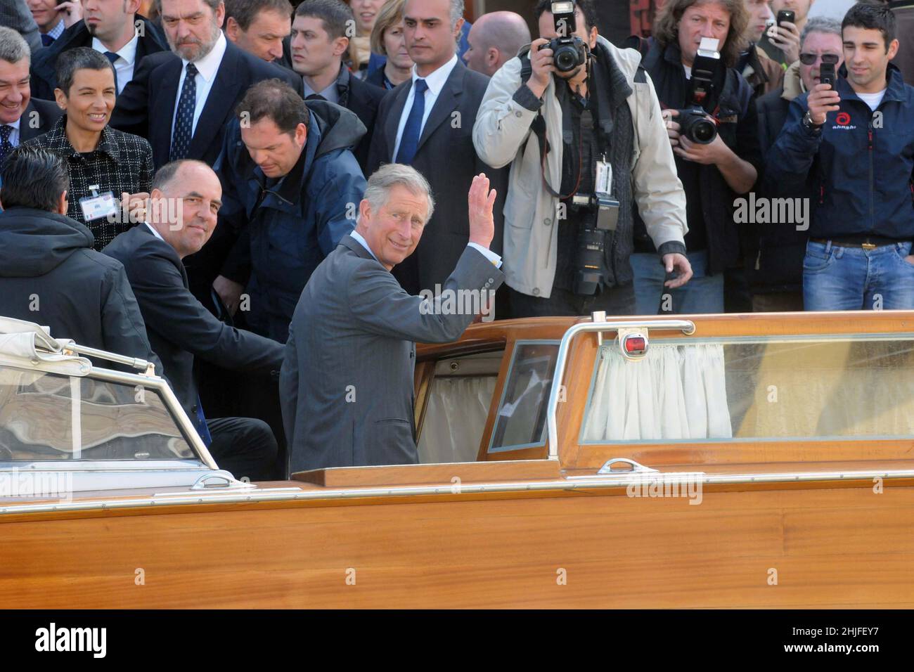 Camilla, duchesse de Cornouailles et Prince Charles, prince de Galles arrivent à Venise le 28 avril 2009 à Venise, Italie. Banque D'Images