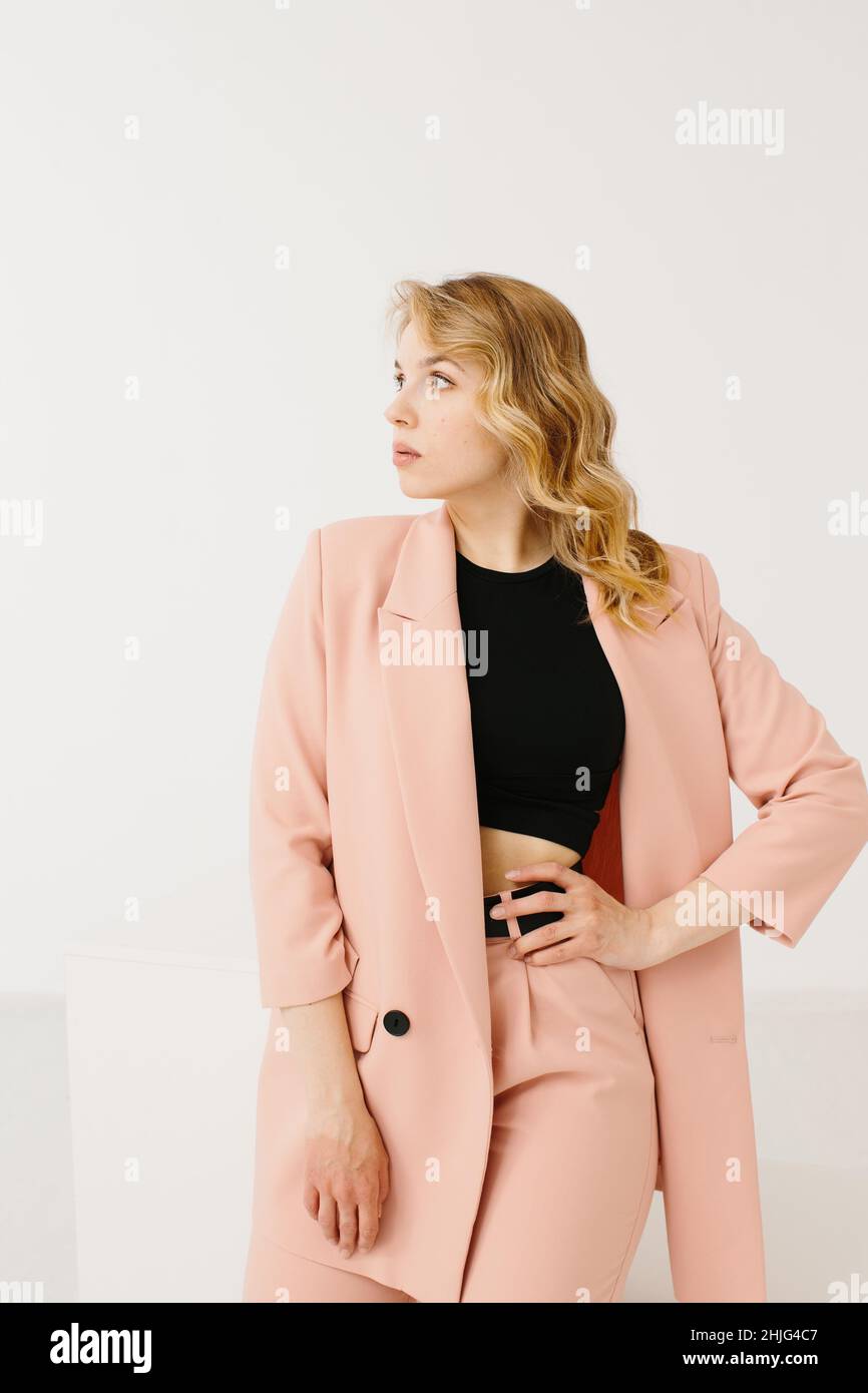 Costume femme pastel new arrivals
