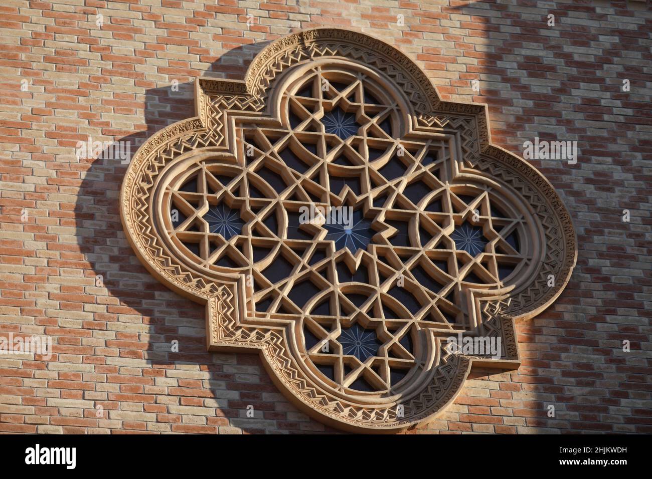 Bucarest, Roumanie - 24 janvier 2022 : ornements de l'extérieur du Temple de Corail, synagogue située à Bucarest, Roumanie. Banque D'Images