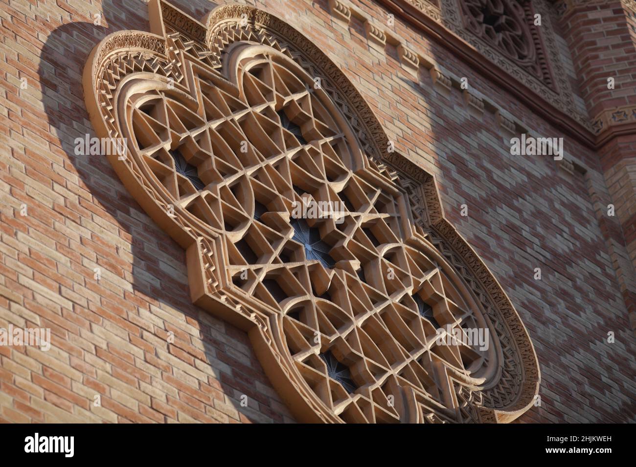 Bucarest, Roumanie - 24 janvier 2022 : ornements de l'extérieur du Temple de Corail, synagogue située à Bucarest, Roumanie. Banque D'Images