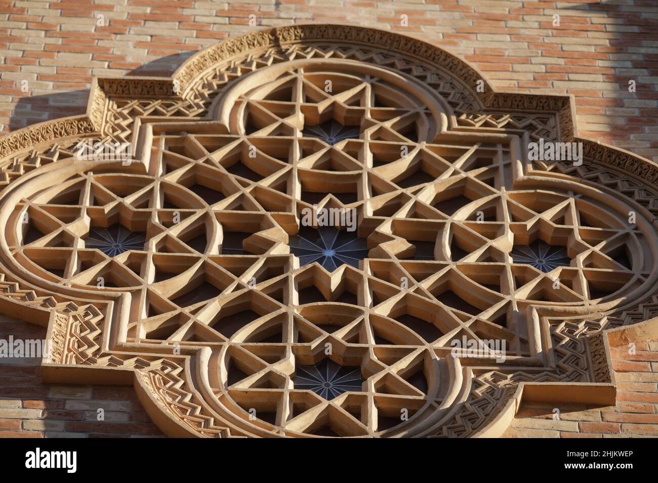 Bucarest, Roumanie - 24 janvier 2022 : ornements de l'extérieur du Temple de Corail, synagogue située à Bucarest, Roumanie. Banque D'Images