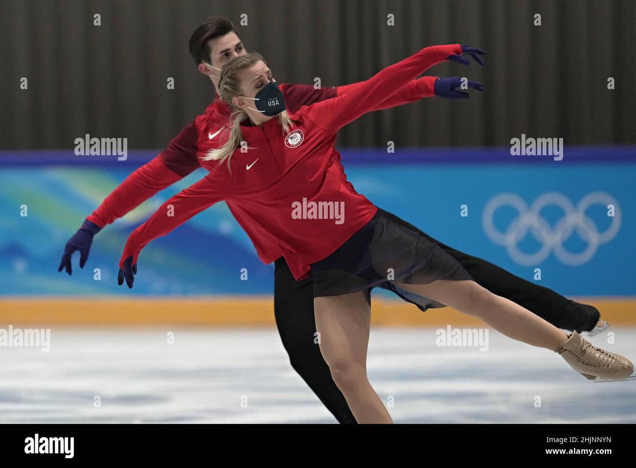 Pékin, Chine.31st janvier 2022.Madison Hubbell et Zachary Donohue des États-Unis, répètent leur programme de danse sur glace de patinage artistique aux Jeux Olympiques d'hiver de Beijing à Beijing le lundi 31 janvier 2022.Les Jeux Olympiques sont ouverts le 4th février dans le cadre des protocoles Extreme Covid-19.Photo de Richard Ellis/UPI crédit: UPI/Alay Live News Banque D'Images