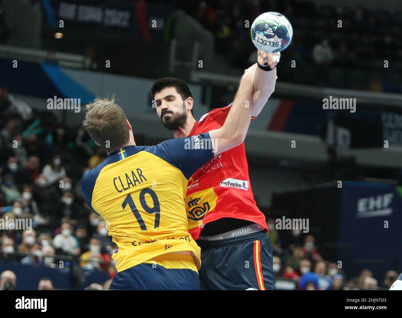 Eduardo Gurbindo d'Espagne et Felix Claar de Suède lors de l'EHF Homme Euro, finale handball match entre la Suède et l'Espagne le 30 janvier 2022 à Budapest Multifunctional Arena à Budapest, Hongrie - photo: Laurent Lairys/DPPI/LiveMedia Banque D'Images