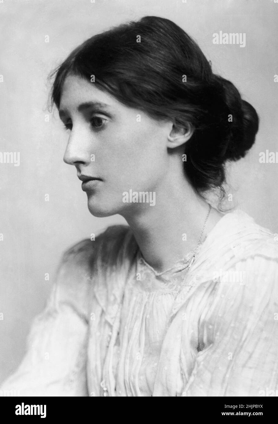 Portrait de la romancière britannique Virginia Woolf (1882-1941) (écrivain anglais Virginia Woolf) Photographie de George Charles Beresford (1864-1938) fr 1902 Collection privee Banque D'Images